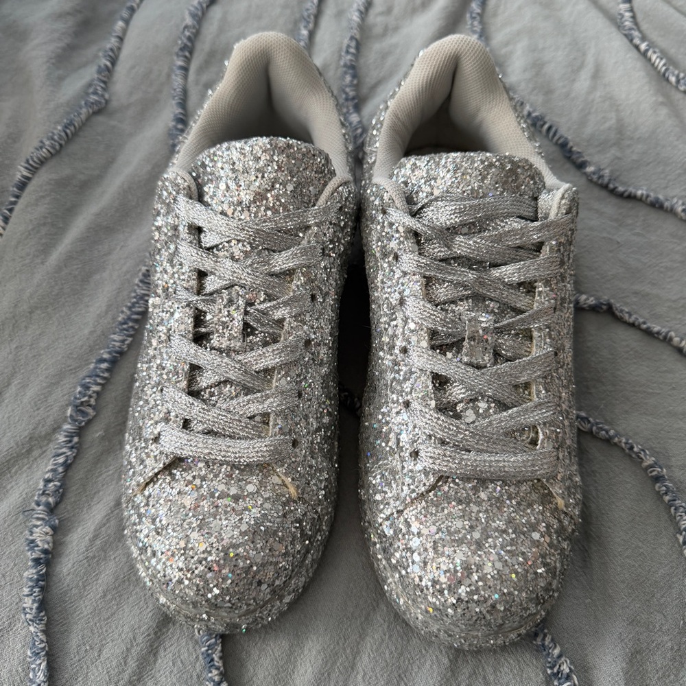 All over silver glitter sneakers